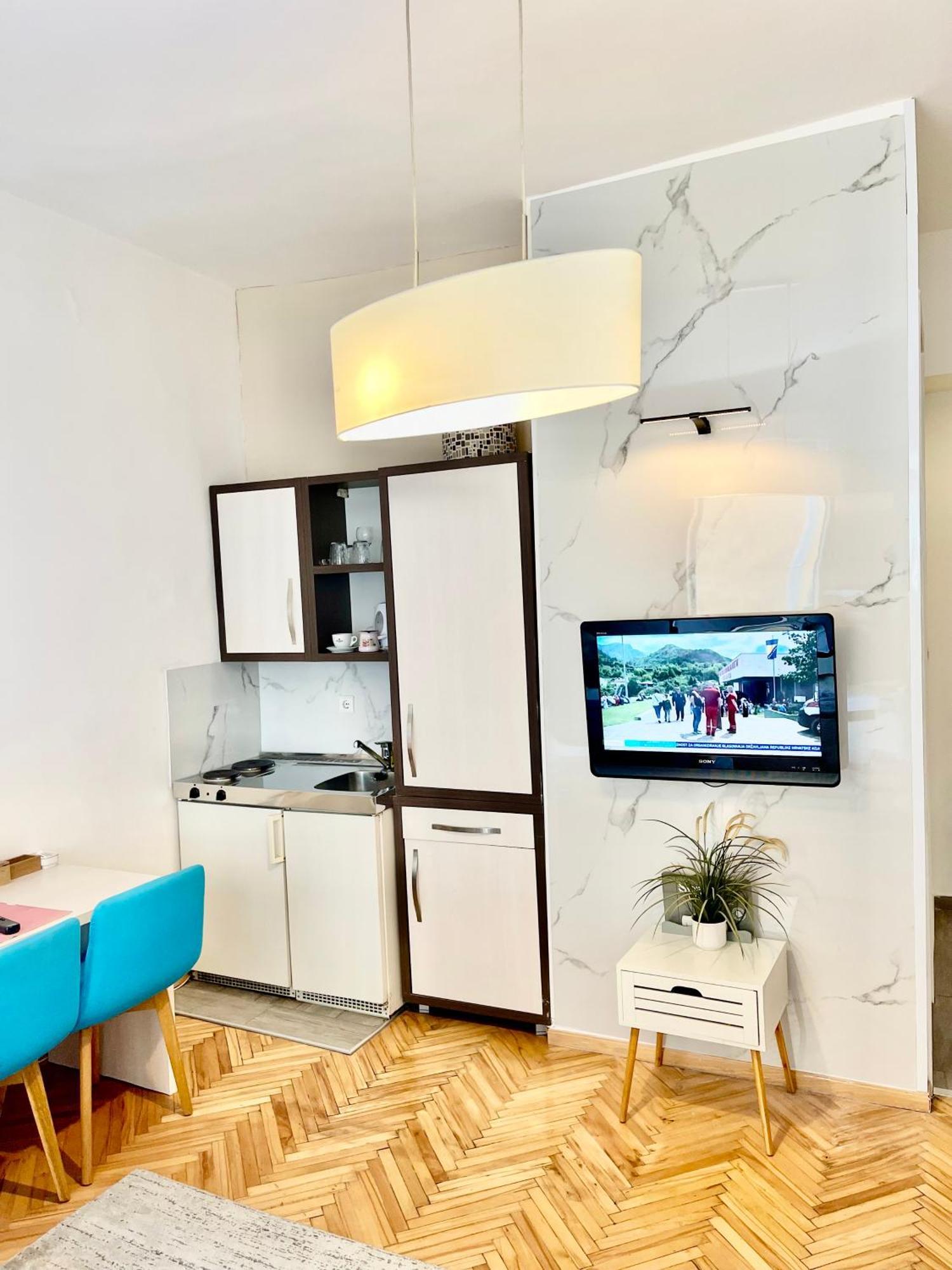 Apartment-Sarajevo Free Public Parking Exterior photo
